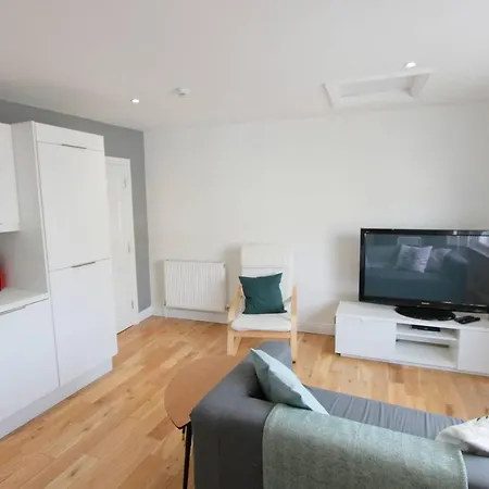 דירה Bright Whiteladies Road One Bedroom בריסטול